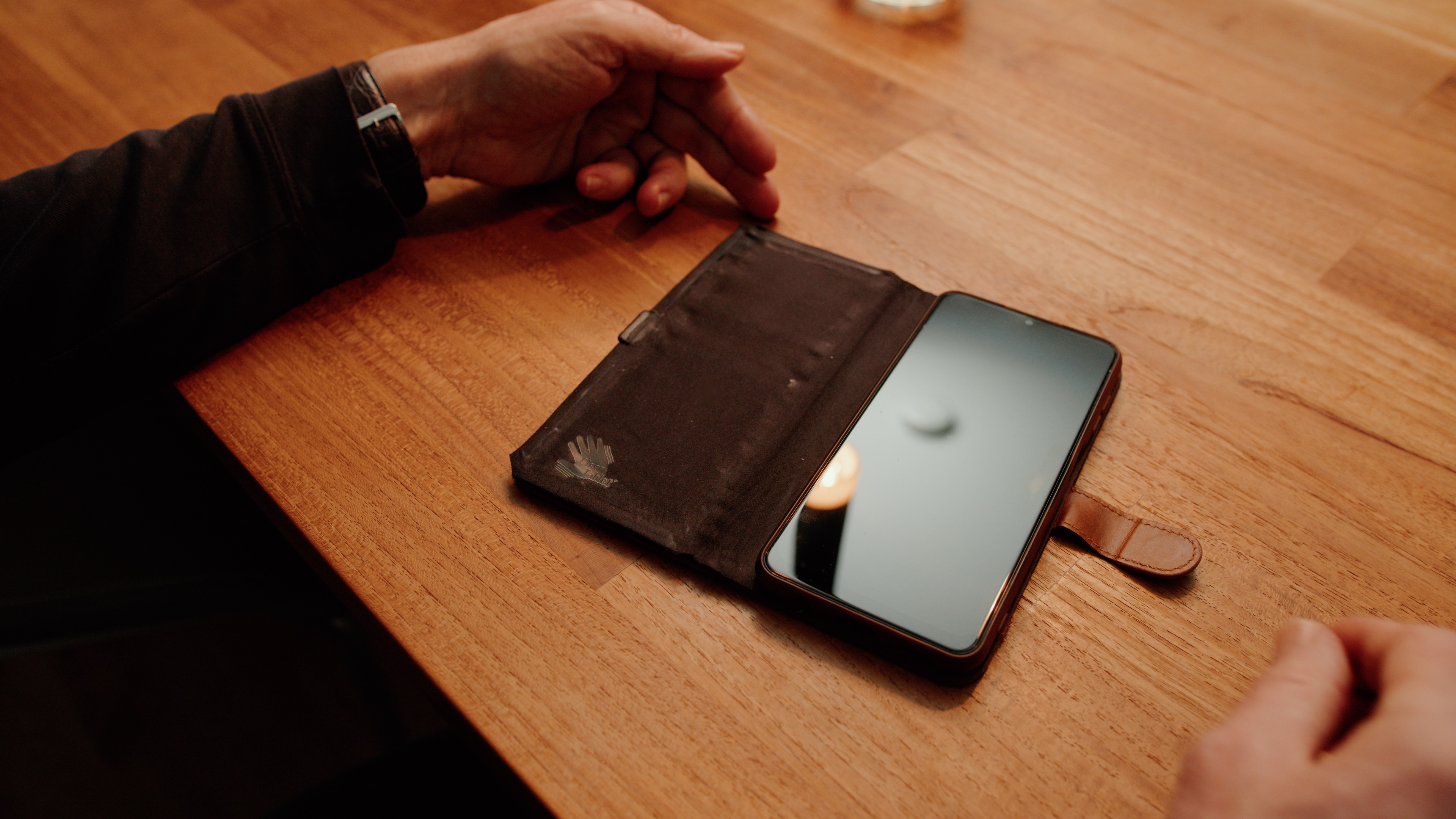 Clear Tablet Home